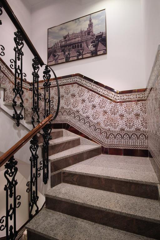 Hotel Maestranza Séville Extérieur photo